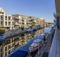 Luxurious Mandurah Marina Apartment - Accommodation in Brisbane
