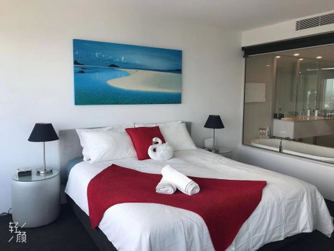 Luxury 3 Bedroom In Heart Of Surfers Paradise - Accommodation in Brisbane 1