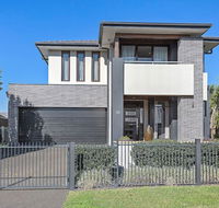 Luxury Brand New Home - Accommodation in Brisbane