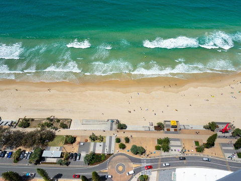 Luxury For The Soul 2 Bedroom Beachfront Apartment - Accommodation in Brisbane 3