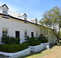 Lythgo's Row Colonial Cottages - Accommodation in Brisbane