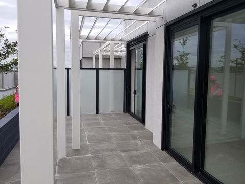 M City Self Contained Apartment - Accommodation in Brisbane 1