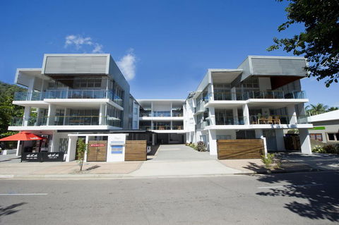 Maggies Beachfront Apt. 11 - Accommodation in Brisbane 0