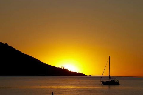 Maggies Beachfront Apt. 3 - Accommodation in Brisbane 3