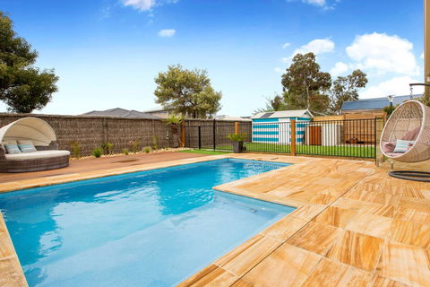 MALIBU - SAFETY BEACH - Accommodation in Brisbane 2