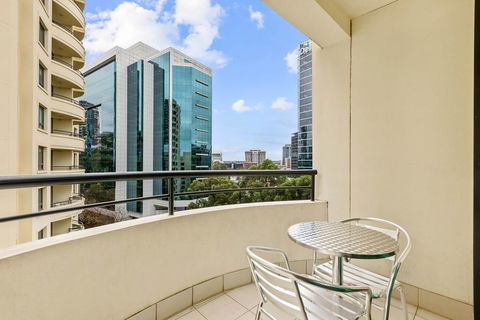 Mantra Parramatta - Accommodation in Brisbane 1