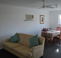 Maple Tree Cottage - Accommodation in Brisbane
