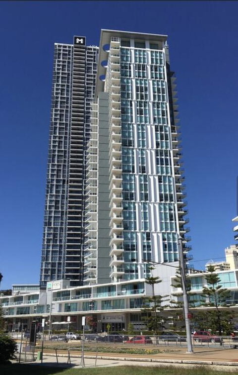 Marina Ocean View - Accommodation in Brisbane 3