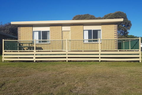 MARLO - Accommodation in Brisbane 0