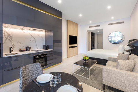 Meriton Suites Broadbeach - Accommodation in Brisbane 2