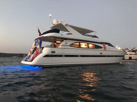 Million Dollar Luxury 90ft Yacht In Gold Coast! - Accommodation in Brisbane 2