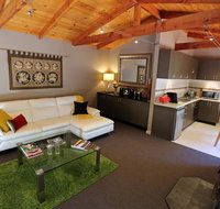 Mirkwood Forest Self-contained Spa Cottages - Accommodation in Brisbane