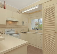 Mitchell Parade 3/11-13 - Accommodation in Brisbane