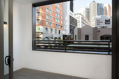 Modern Apartment In Darling Harbour - Accommodation in Brisbane 3
