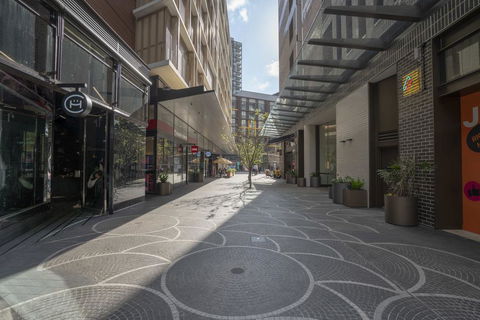 Modern Apartment In Darling Harbour - Accommodation in Brisbane 1