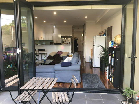 Modern House Close To Sydneys Vibrant Newtown Area - Accommodation in Brisbane 0