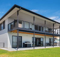 Moments on the Water - Accommodation in Brisbane