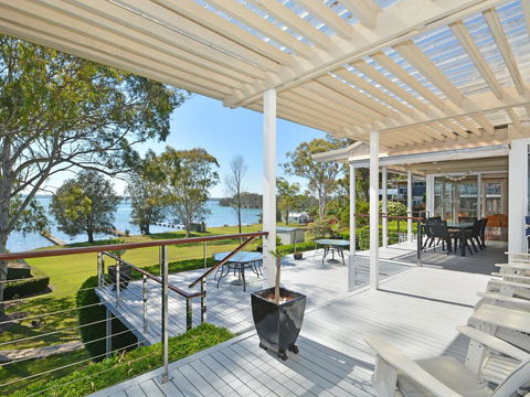 Morisset Memories - Accommodation in Brisbane 1