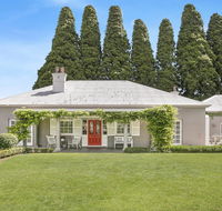 Nattai Lodge - house  cottage in beautiful garden - Accommodation in Brisbane