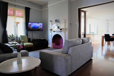 Fremantle Heritage Home For You To Enjoy! - Accommodation in Brisbane 17