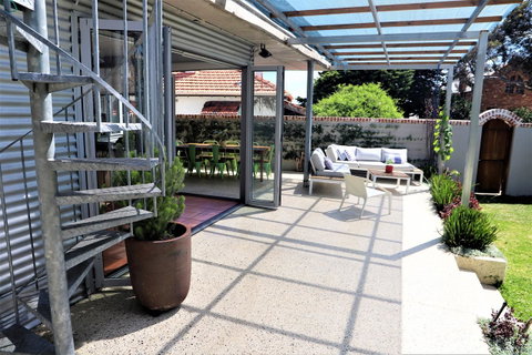 Fremantle Heritage Home For You To Enjoy! - Accommodation in Brisbane 10