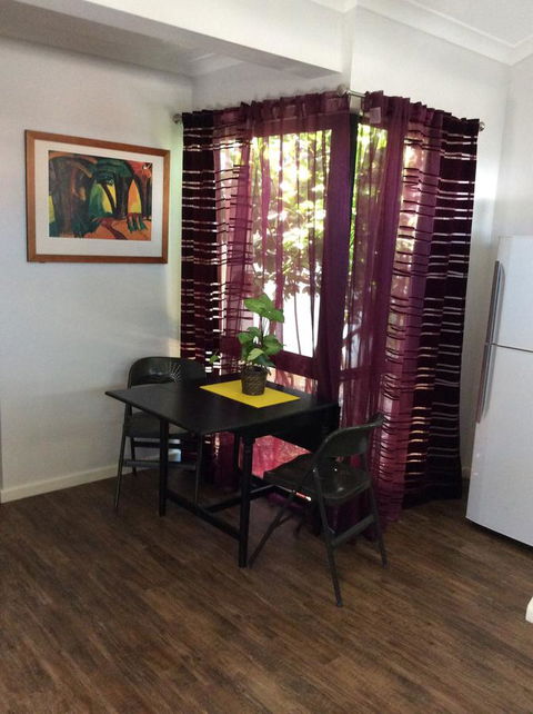 Como Retreat - Two Bedroom Villa - Accommodation in Brisbane 3