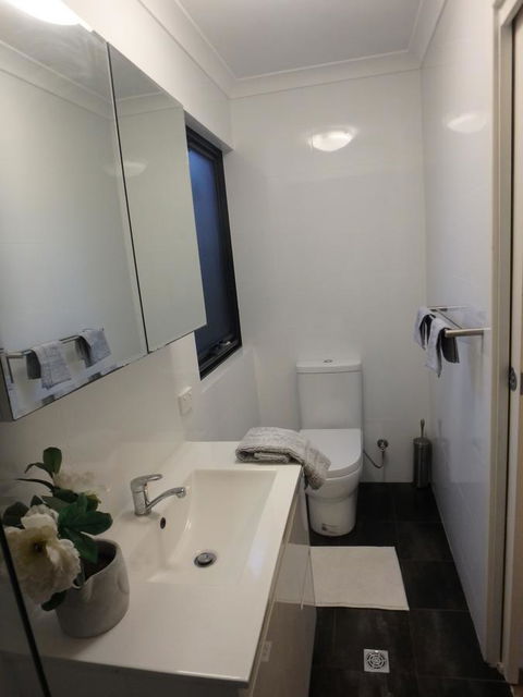 Como Retreat - Two Bedroom Villa - Accommodation in Brisbane 12