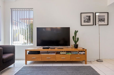 Cooper Street - Accommodation in Brisbane 2