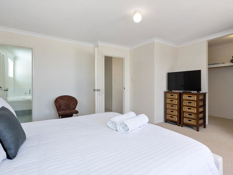 Cooper Street - Accommodation in Brisbane 7