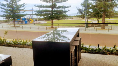 Mandurah Beach Front Apartment - Accommodation in Brisbane 14