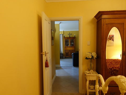 The Blacksmiths Cottage - Accommodation in Brisbane 25