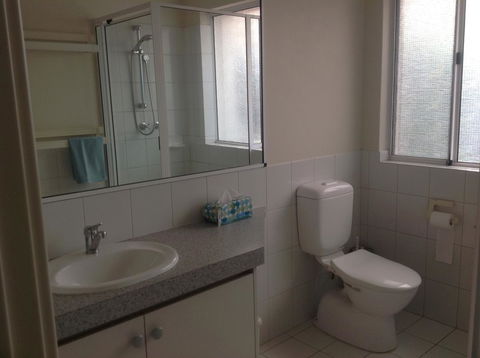 Waterside Canal Dreams - Accommodation in Brisbane 28