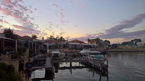 Waterside Canal Dreams - Accommodation in Brisbane 3