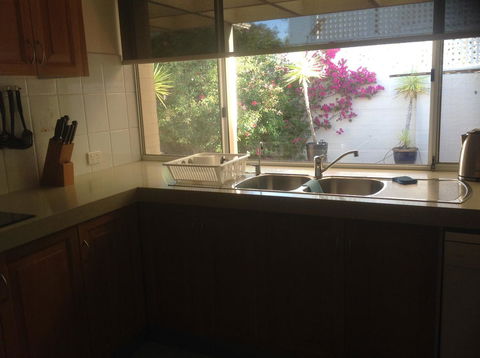 Waterside Canal Dreams - Accommodation in Brisbane 9