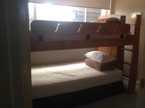 Waterside Canal Dreams - Accommodation in Brisbane 23
