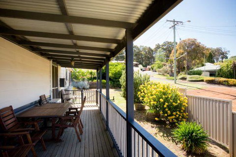 Yvonnes Rest Holiday Home - Accommodation in Brisbane 1