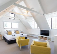Monument Hill Townhouse - Fremantle - Accommodation in Brisbane
