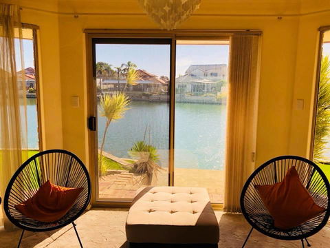 LA ANCHOR ON THE CANALS (MANDURAH) - Accommodation in Brisbane 3