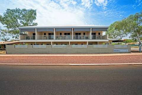 Latitude20 Searipple Rd - Accommodation in Brisbane 10