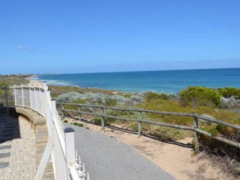 Caravel Beach House Mandurah - Accommodation in Brisbane 34