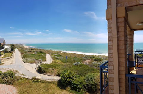 Caravel Beach House Mandurah - Accommodation in Brisbane 2