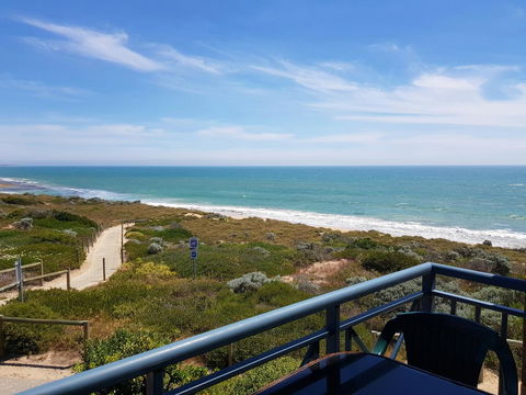 Caravel Beach House Mandurah - Accommodation in Brisbane 8