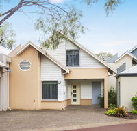 Beach Retreat - Busselton - Accommodation in Brisbane