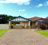 Silver Gull Family Retreat - Accommodation in Brisbane