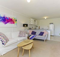 SEA BREEZE  between Cottesloe Beach  Swan River - Accommodation in Brisbane