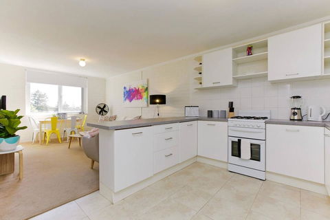 SEA BREEZE â€“ Between Cottesloe Beach & Swan River - Accommodation in Brisbane 7