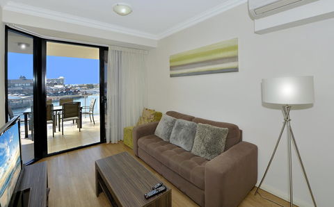 Dolphin Quay Apartments - Accommodation in Brisbane 3