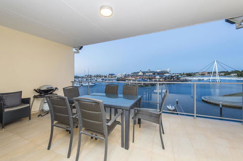 Dolphin Quay Apartments - Accommodation in Brisbane 22