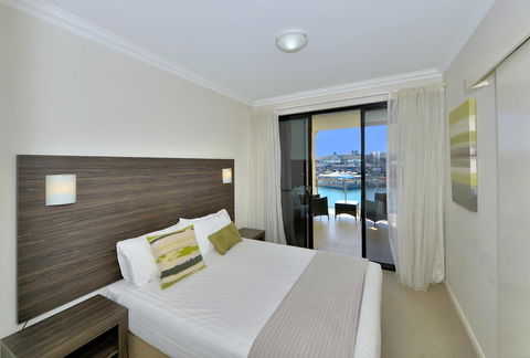 Dolphin Quay Apartments - Accommodation in Brisbane 1
