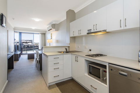Dolphin Quay Apartments - Accommodation in Brisbane 35